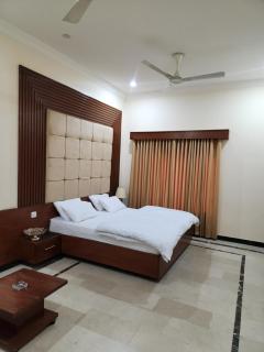 Ahmed Lodges - 1