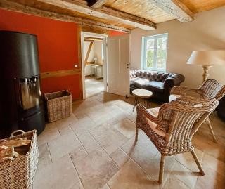 Secluded Holiday Home With Garden - - 1