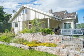 Sea View And Idyll In Charming Island Cabin - Brevik - 7