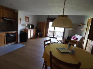 Residenz La Mora 23 "Bergbahnen und ÖV all inklusive" im Sommer - La Punt-Chamues-ch - 9