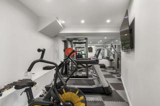 Luxury 5BR Smart Home Near JFK with Gym, Theater & BBQ - 1