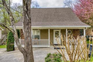Henderson's Riverside #2 - Pigeon Forge - 7
