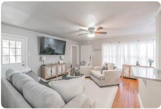 Walk to everything! Sleeps 8! - Fort Worth - 5