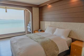 Taean Beach Resort Pension - Taean - 9
