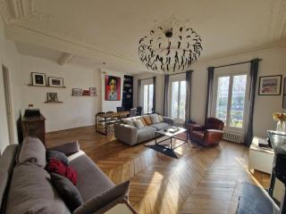 Parisian nest 15 min Adidas Arena & Montmartre - Parijs - 7
