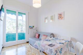 Breathe the Riviera Breeze Cozy Stay in Rapallo - Rapallo - 8