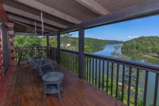 Smoke on the Water - Sevierville - 2