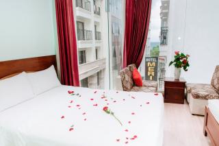 Art Deluxe Hotel - 0
