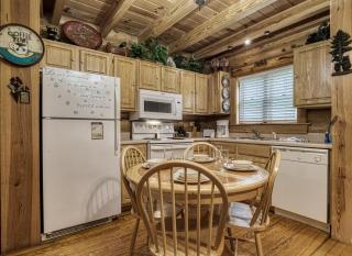 A Smoky Getaway - Sevierville - 7