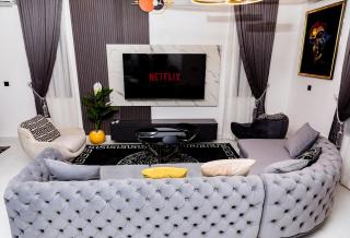 Luxury 4 Bedroom Ensuite - Lagos - 6