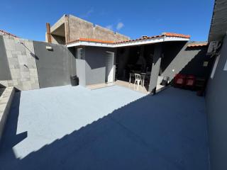 Casa com piscina em Peruibe - Peruíbe - 4
