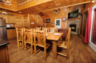 Bearadise Mountain Lodge - 3