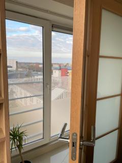2 Bedroom Penthouse Park View 70m2 Free Parking - Riga - 6