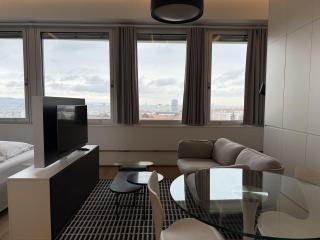 Modern City Apartment with Stunning Vienna Skyline Views - Vienne - 0