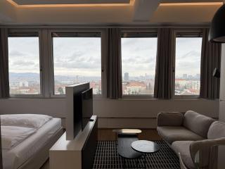 Modern City Apartment with Stunning Vienna Skyline Views - Vienne - 2
