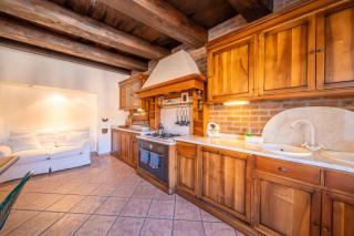 Cozy Lake Escape - 4