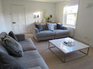 Boutique Retreat in Central Winchester - 3