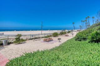 Huntington Hideaway on the Sand - Huntington Beach - 2