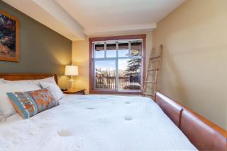 Ski in Ski out Pool Hot Tub Pool Table Resort View - Solitude - 2