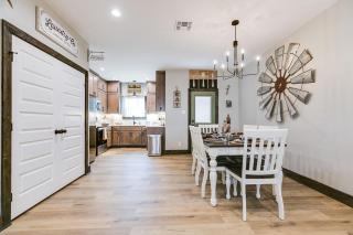 Bismarck Farm 2 BR 2 and a half BA New - San Angelo - 7