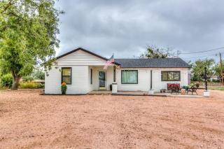 Charming Corner Walkable to AFB - 9