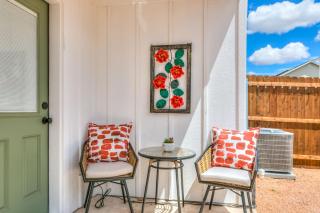 New Rustic Retreat 2 BR 2 and a half BA - 8