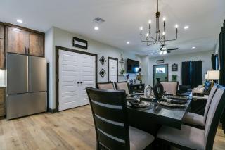 Brand New Luxe Haven 2 BR 2 and a half BA - San Angelo - 5