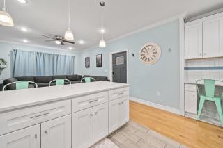 Skyline Haven Luxe NYC Escape - 3