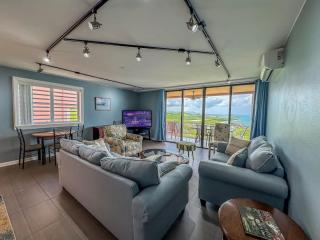 East End Oasis - Hidden Gem 3BR-2BA Ocean Views - 5