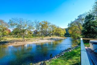 River Livin - Pigeon Forge - 7