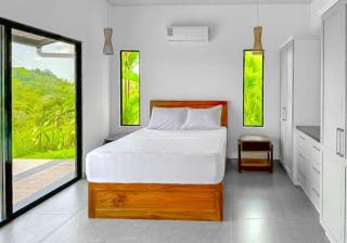 Modern Home with Spectacular Ocean and Mountain View - Chontales - 9