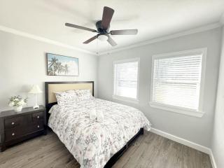 Brand New 5-Bedroom Beach Villa -1 Minute to Beach - Fort Walton Beach - 4