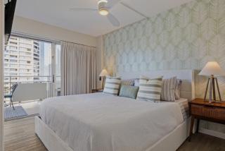 1419 Ilikai Collection 5 Luxury Condo and Beachfront Location - 9