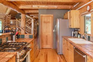 Log Home Stunning Views Hiking Fishing Paradise - 8