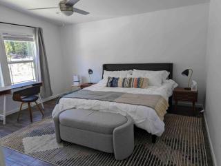 Brand New Build 4 BR Secluded Unbelievable Views - 6