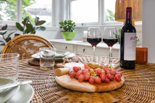 Charming Retreat in Exclusive Glebe Estate - Sydney - 7