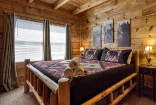 Baby Bear Cabin - 1