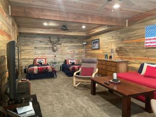 Stunning Secluded Mtn Getaway, Picturesque Views - 5