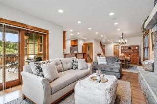 Cozy Spacious Mountain Home Close To Everything - 6