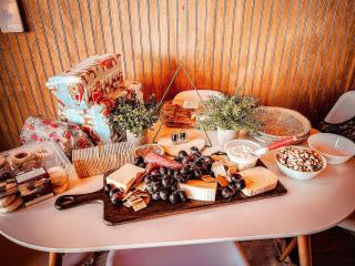 Breathtaking ViewsTwo Bedroom Cabin with Hot tub - 3