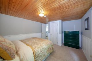 2bed 1bath Creekside Alma with Deck Beautiful Views - 6