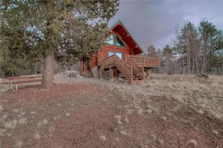Cozy Log Cabin Loft Hot Tub on 5 wooded acres - 6