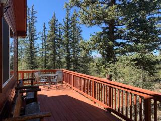 Beautiful Secluded Rocky Mountain Hideaway - 7