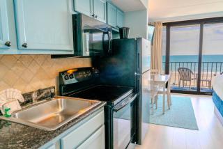 Direct Oceanfront 1 Bedroom Suite! Schooner At Compass Cove 335- Sleeps 4! - Myrtle Beach - 1