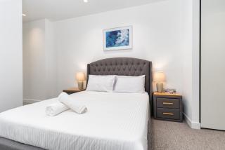 Luxury Ritz 2B2B with Pool Gym Sauna - Melbourne - 4