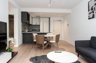 Luxury Ritz 2B2B with Pool Gym Sauna - 4