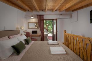 Captain's Memories Stylish Harbour Apartments - Calchi (Halki) - 5