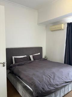 Charming 2 bedroom house - 2