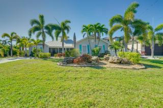 Dock and Pool Canal-Front Cape Coral Oasis! - Cape Coral - 9