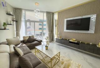 Luxurious 2-Bedroom Haven - 8